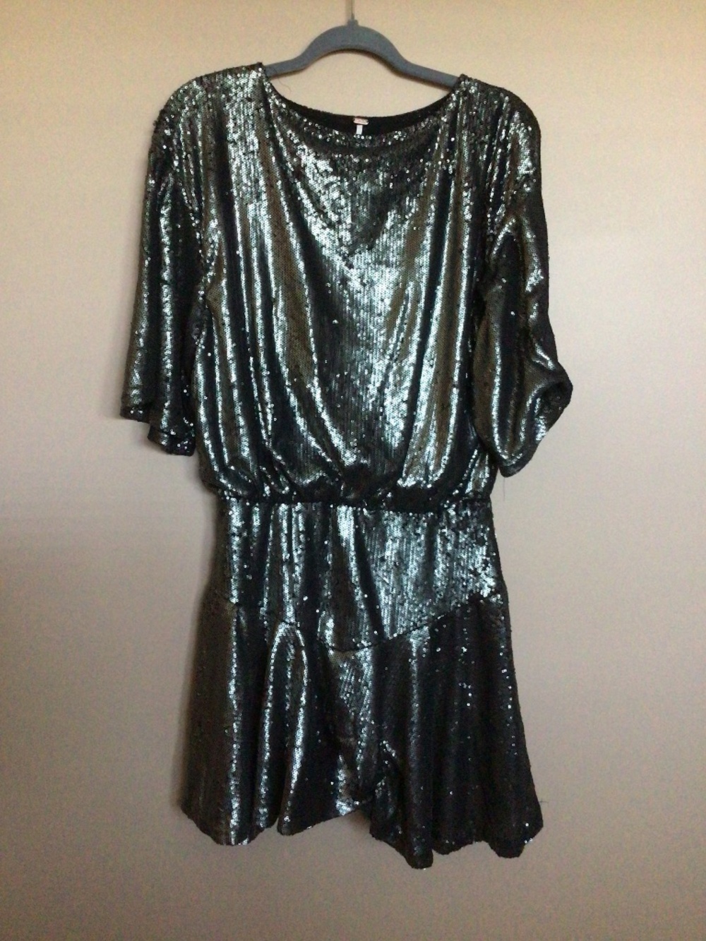 Free People “Manukau” Sequin Flutter-Sleeve Mini Dress-New with Tags-Size Large
